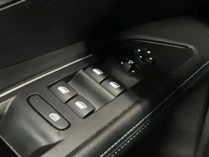 Photo 12 Peugeot 5008  1.2 PureTech 130ch S&S Allure Pack