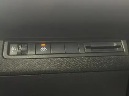 Photo 13 Peugeot 5008  1.2 PureTech 130ch S&S Allure Pack