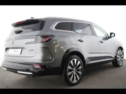 Photo 4 Renault Espace  1.2 E-Tech full hybrid 200ch Techno 7 places - 24