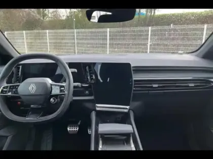 Photo 8 Renault Austral  1.2 E-Tech full hybrid 200ch Techno - 24