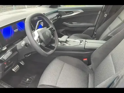 Photo 9 Renault Austral  1.2 E-Tech full hybrid 200ch Techno - 24