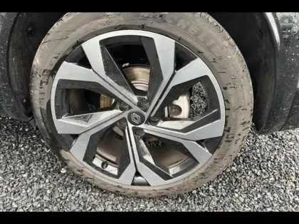 Photo 12 Renault Austral  1.2 E-Tech full hybrid 200ch Techno - 24