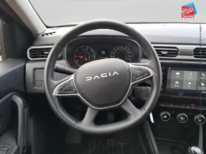 Photo 11 Dacia Duster  1.3 TCe 130ch FAP  Journey 4x2 GPS Camera