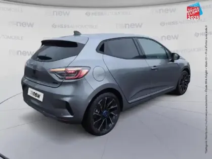 Photo 20 Renault Clio  1.6 E-Tech 145ch full hybrid esprit Alpine - 24 GPS Camera