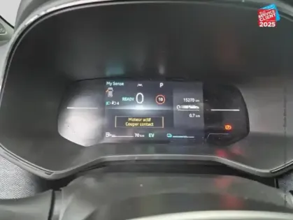 Photo 26 Renault Clio  1.6 E-Tech 145ch full hybrid Techno - 24