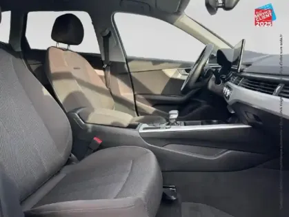 Photo 4 Audi A4  Avant 35 TFSI 150ch Business line S tronic 7