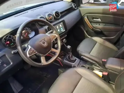 Photo 14 Dacia Duster  1.3 TCe 150ch FAP Extreme 4x2 EDC Camera Attelage