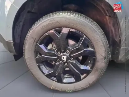 Photo 9 Dacia Duster  1.3 TCe 150ch FAP Extreme 4x2 EDC Camera Attelage