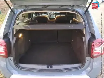 Photo 13 Dacia Duster  1.3 TCe 150ch FAP Extreme 4x2 EDC Camera Attelage