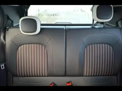 Photo 10 Renault Twingo  0.9 TCe 95ch Le Coq Sportif - 20