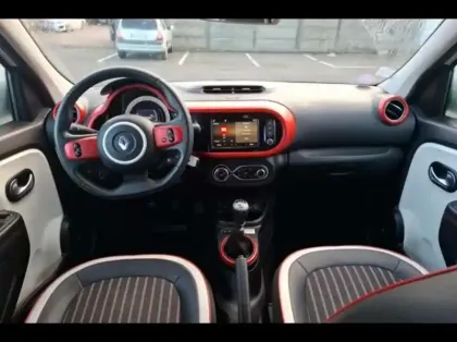 Photo 9 Renault Twingo  0.9 TCe 95ch Le Coq Sportif - 20