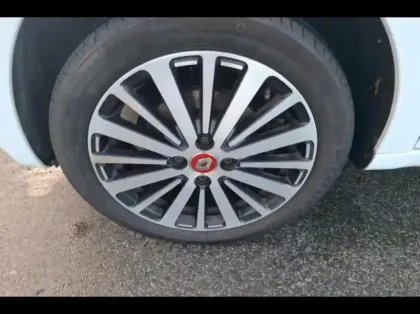 Photo 12 Renault Twingo  0.9 TCe 95ch Le Coq Sportif - 20