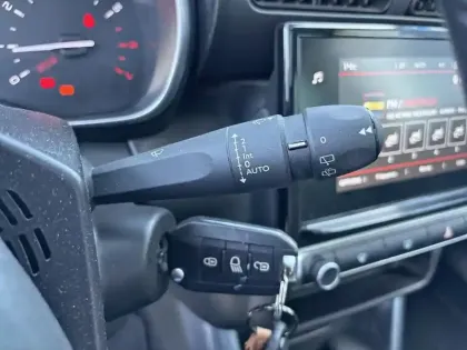 Photo 13 Citroën C3 Aircross  PureTech 110 S&S BVM6