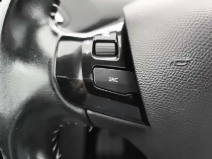 Photo 22 Peugeot 308  SW PureTech 130ch S&S BVM6