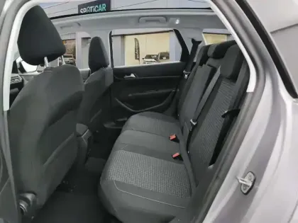 Photo 11 Peugeot 308  SW PureTech 130ch S&S BVM6