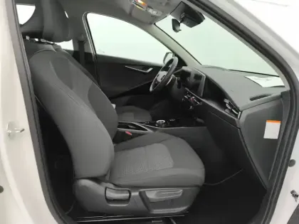 Photo 8 Kia Niro  EV Electrique 204 ch