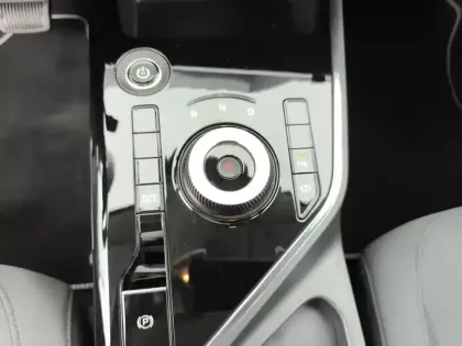 Photo 16 Kia Niro  EV Electrique 204 ch