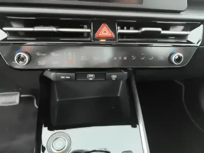 Photo 11 Kia Niro  EV Electrique 204 ch