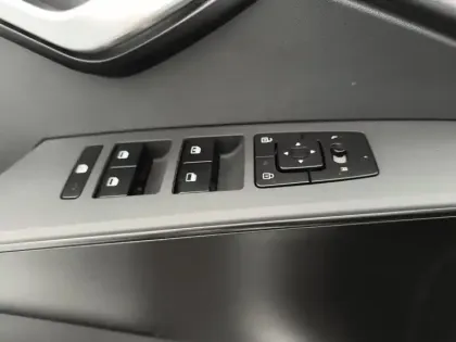 Photo 15 Kia Niro  EV Electrique 204 ch