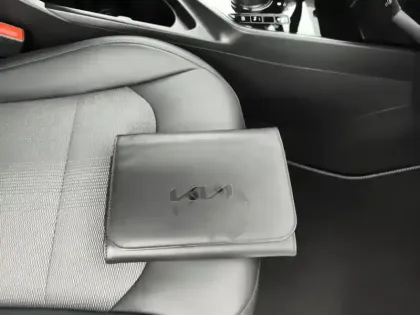 Photo 23 Kia Niro  EV Electrique 204 ch