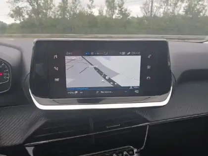 Photo 7 Peugeot 208  PureTech 75 S&S BVM5