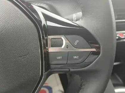 Photo 17 Peugeot 208  PureTech 75 S&S BVM5