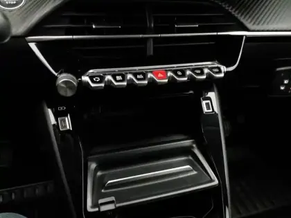 Photo 9 Peugeot 208  PureTech 100 S&S BVM6