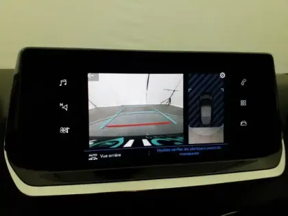 Photo 17 Peugeot 208  PureTech 100 S&S BVM6