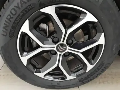 Photo 12 Citroën C3 Aircross  PureTech 130 S&S EAT6