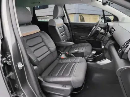 Photo 13 Citroën C3 Aircross  PureTech 130 S&S EAT6