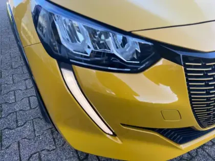 Photo 50 Peugeot 208  Electrique 50 kWh 136ch