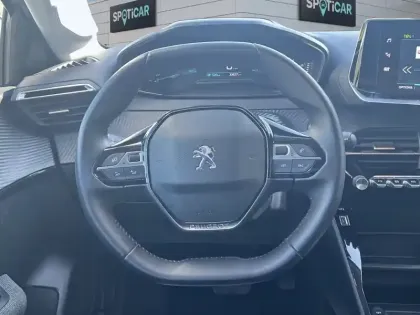 Photo 41 Peugeot 208  Electrique 50 kWh 136ch