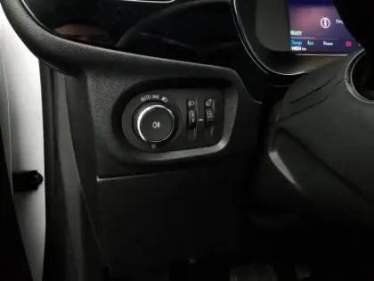 Photo 18 Opel Corsa  Electrique 136 ch & Batterie 50 kWh