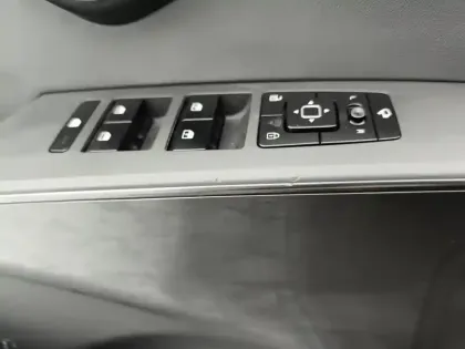 Photo 15 Kia Niro  EV Electrique 204 ch