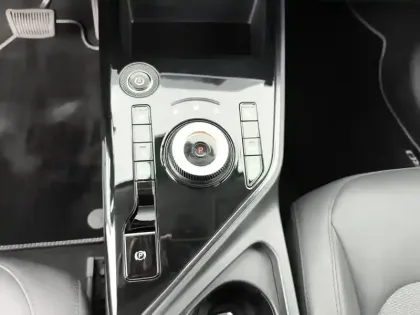 Photo 16 Kia Niro  EV Electrique 204 ch