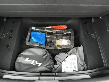 Photo 21 Kia Niro  EV Electrique 204 ch