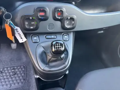 Photo 23 Fiat Panda  1.0 70 ch Hybrid BSG S/S
