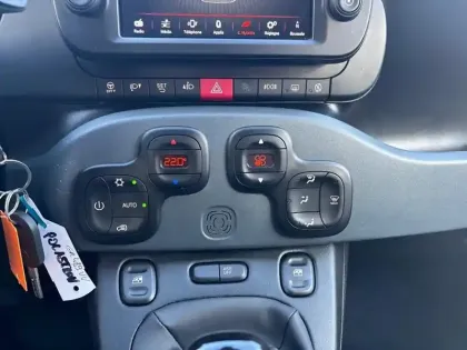 Photo 12 Fiat Panda  1.0 70 ch Hybrid BSG S/S