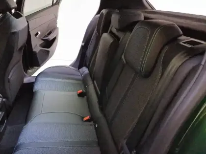 Photo 11 Peugeot 308  Hybrid 136 e-DCS6