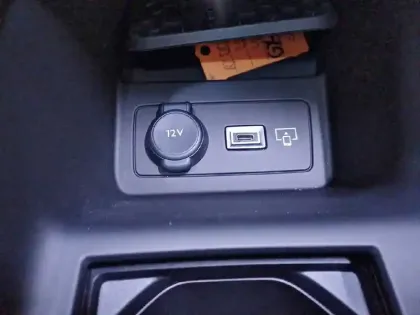 Photo 25 Peugeot 308  Hybrid 136 e-DCS6