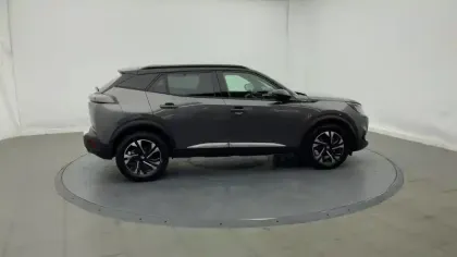 Photo 5 Peugeot 2008  PureTech 130 S&S EAT8
