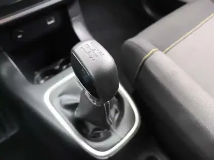 Photo 11 Citroën C3 Gén. III Ph2 Shine 5