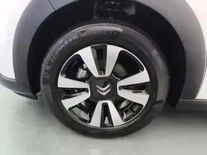 Photo 8 Citroën C3 Gén. III Ph2 Shine 5