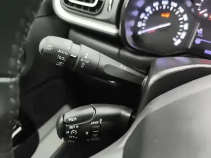 Photo 20 Citroën C3 Gén. III Ph2 Shine 5