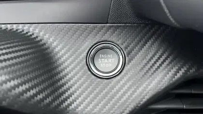 Photo 14 Peugeot 208  Electrique 50 kWh 136ch