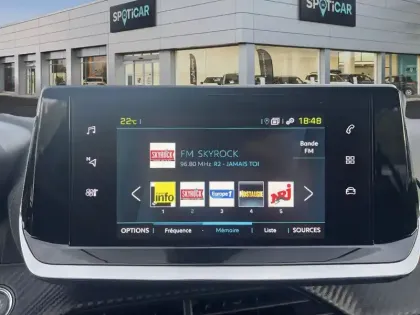 Photo 6 Peugeot 208  Electrique 50 kWh 136ch