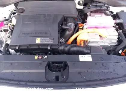 Photo 26 Kia Xceed  1.6 GDi PHEV 141ch DCT6