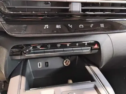 Photo 19 Citroën C5 aircross  Hybride 145 e-DCS6