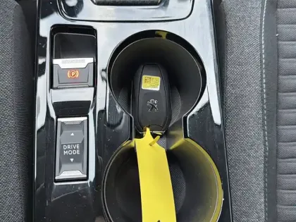 Photo 27 Peugeot 208 Gén. II Ph1 NG Style 5