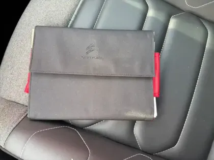 Photo 27 Citroën C4  PureTech 130 S&S EAT8